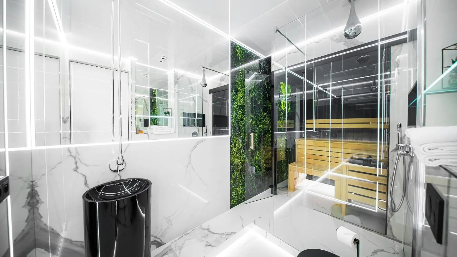 Apartamenty Sky Tower Z Jakuzzi Przy Oknie Wrocław 0*,