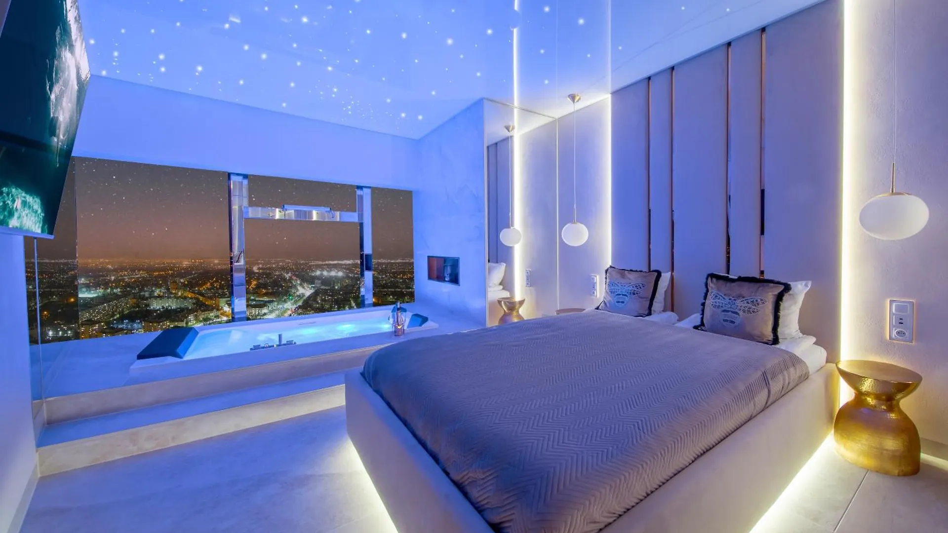 Apartamenty Sky Tower Z Jakuzzi Przy Oknie 0*, Breslau