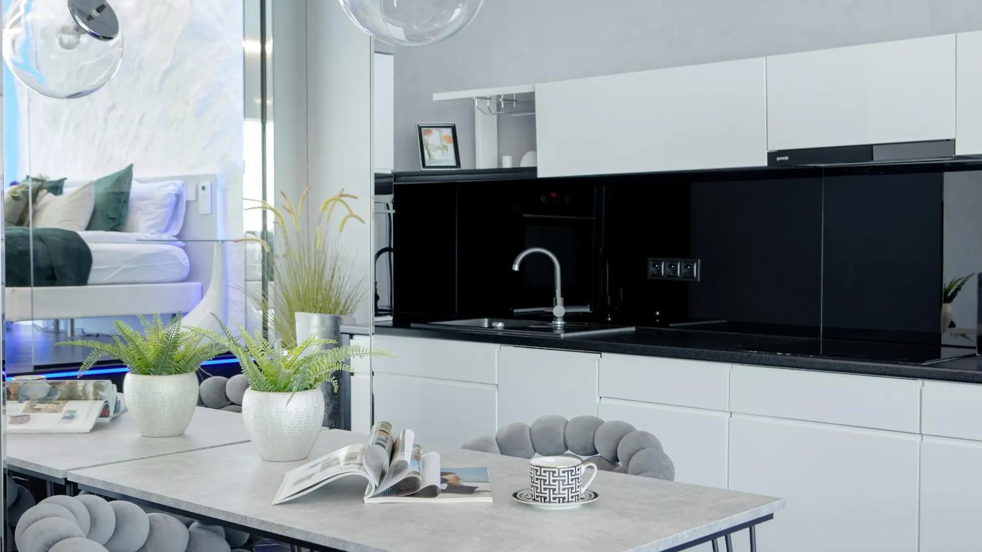 Apartman Apartamenty Sky Tower Z Jakuzzi Przy Oknie Wrocław