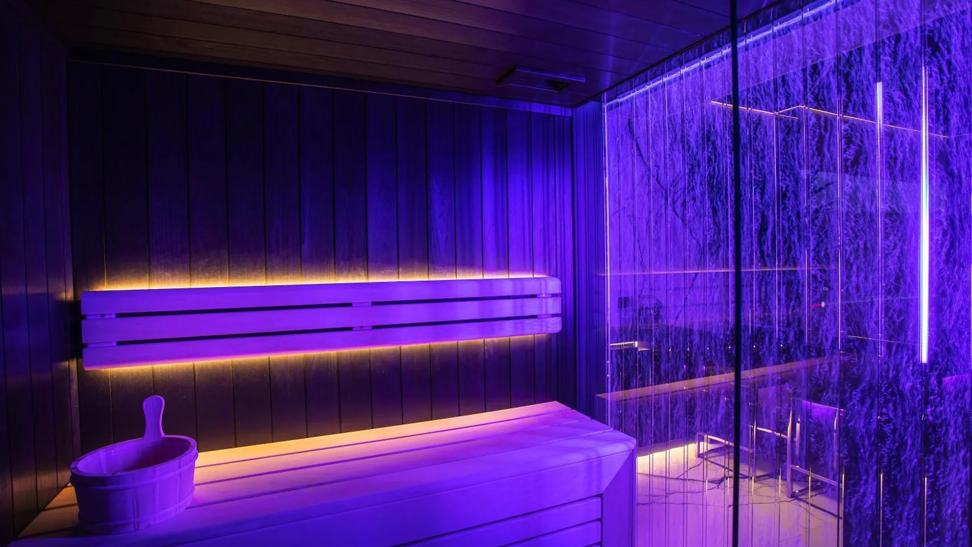 Apartamenty Sky Tower Z Jakuzzi Przy Oknie Wrocław 0*,  Lengyelország