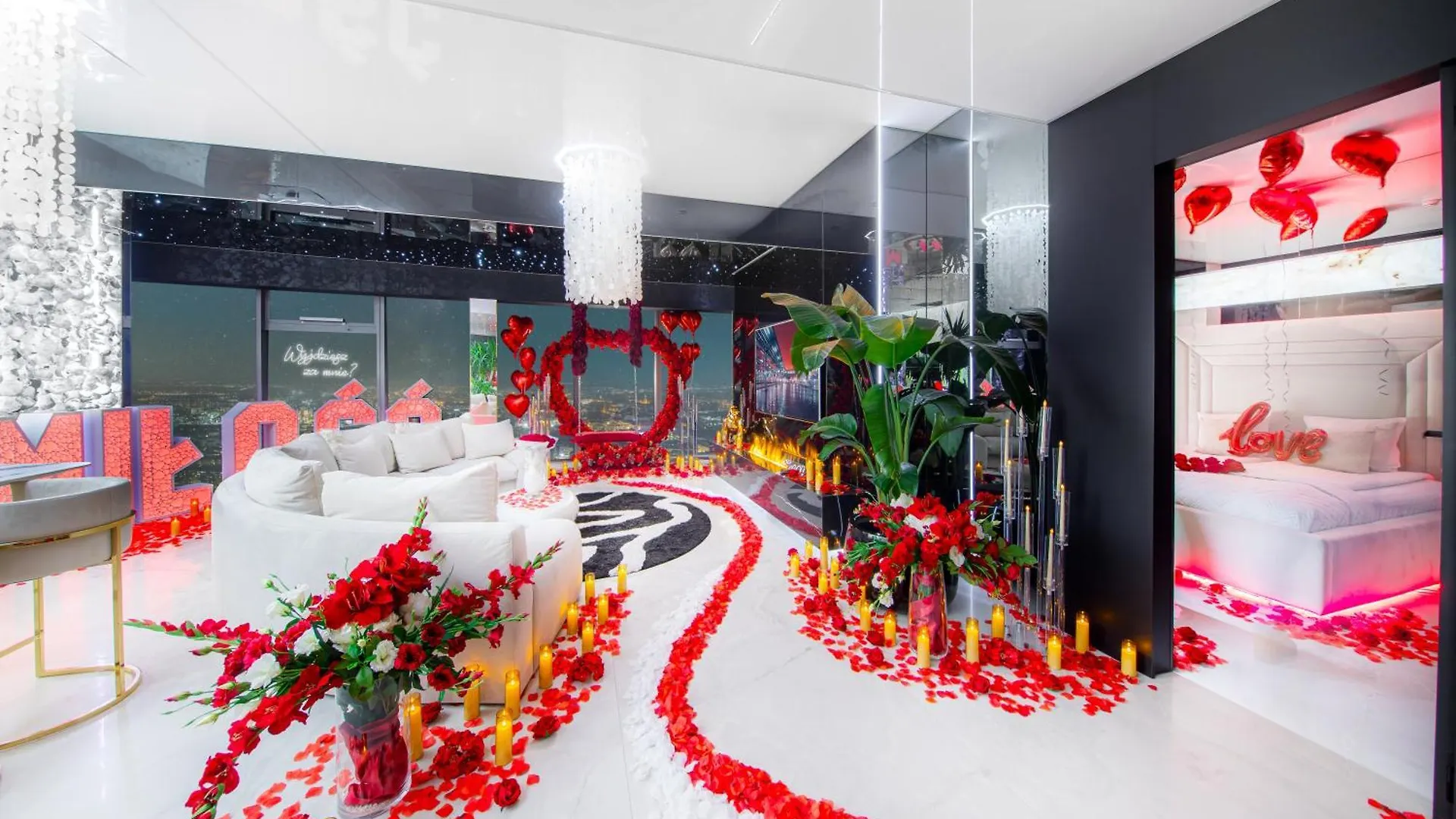 Apartamenty Sky Tower Z Jakuzzi Przy Oknie 0*, Wroclaw