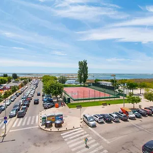 https://apartamento-praia-fuzeta-2.hotelaalgarve.com